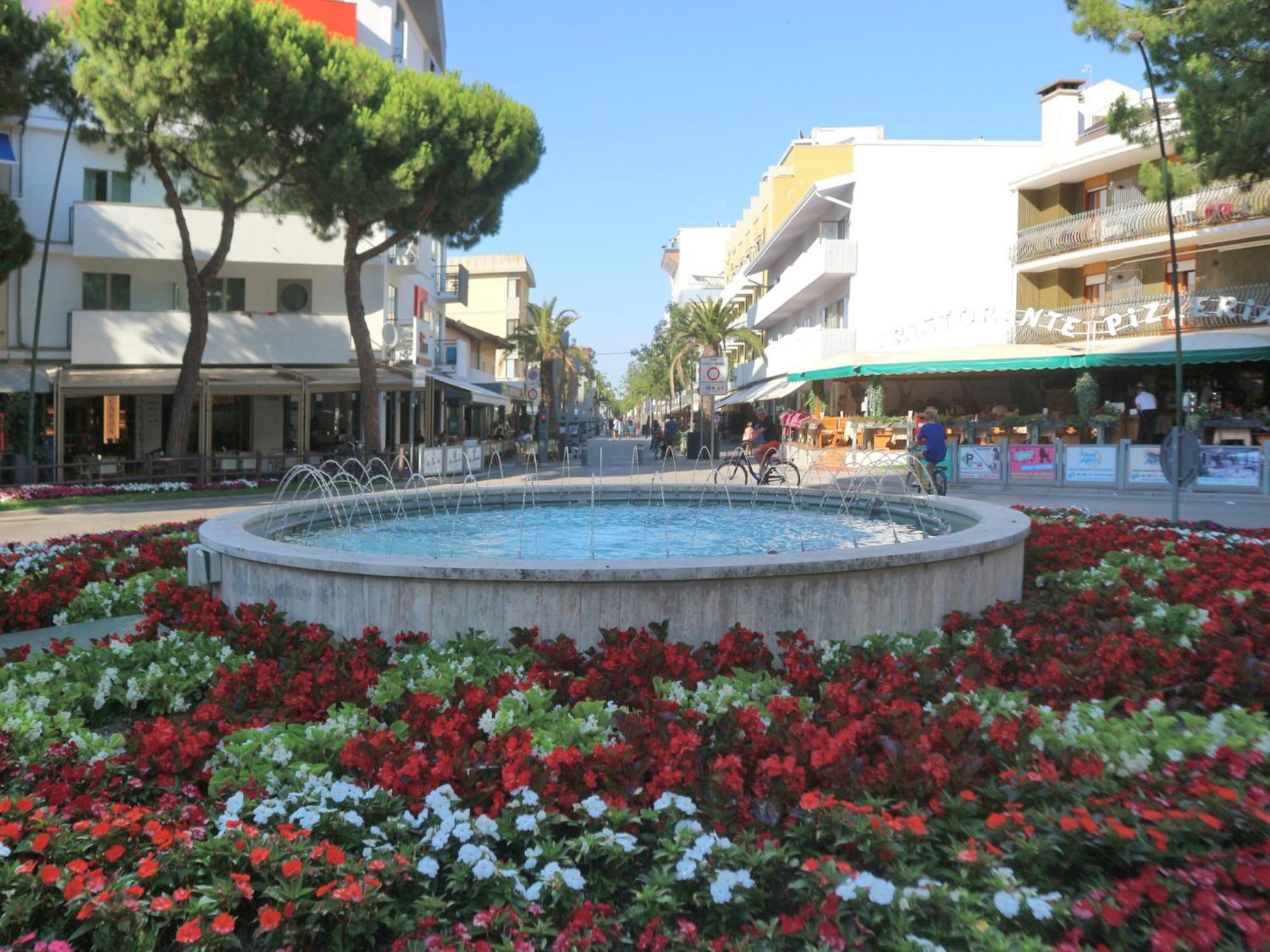 Appartement Marco Polo à Lignano Sabbiadoro Extérieur photo