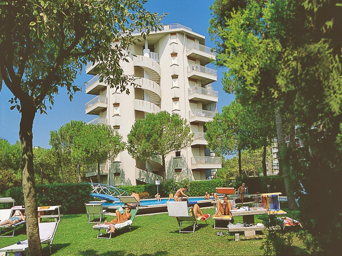 Appartement Marco Polo à Lignano Sabbiadoro Extérieur photo